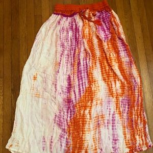 World Market Maxi Skirt - Crepe material